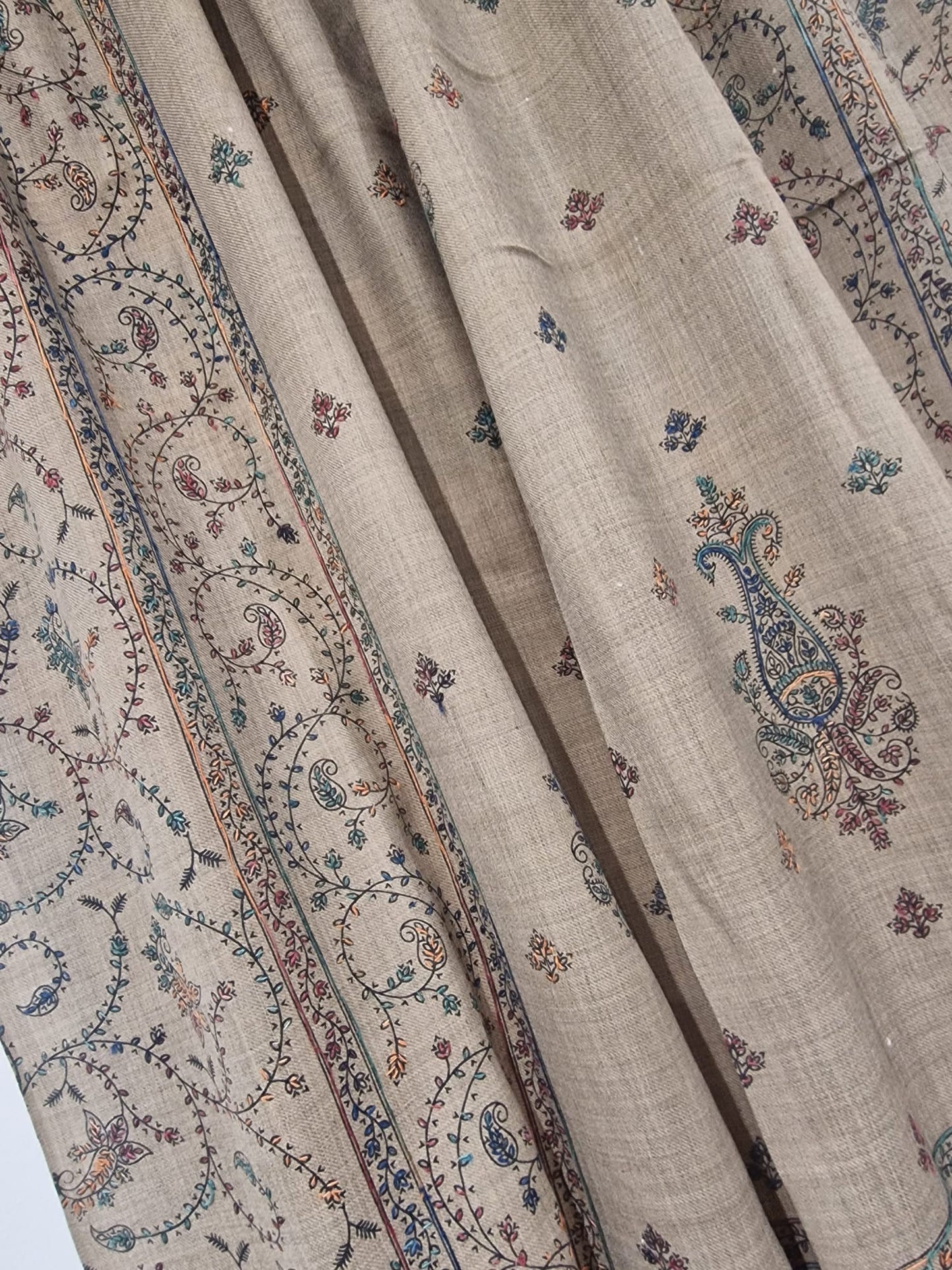 Pure Pashmina Shawl Embroided SHAWL-BR01