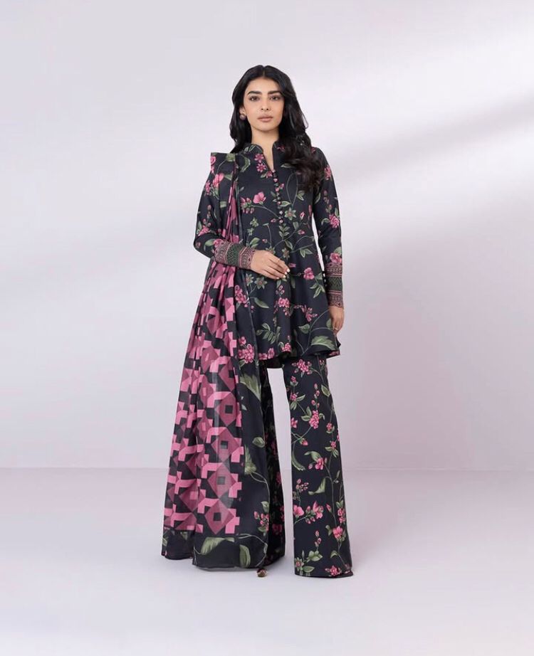 Uznau Linen Three Piece Suit UZ-LNN-PNK07