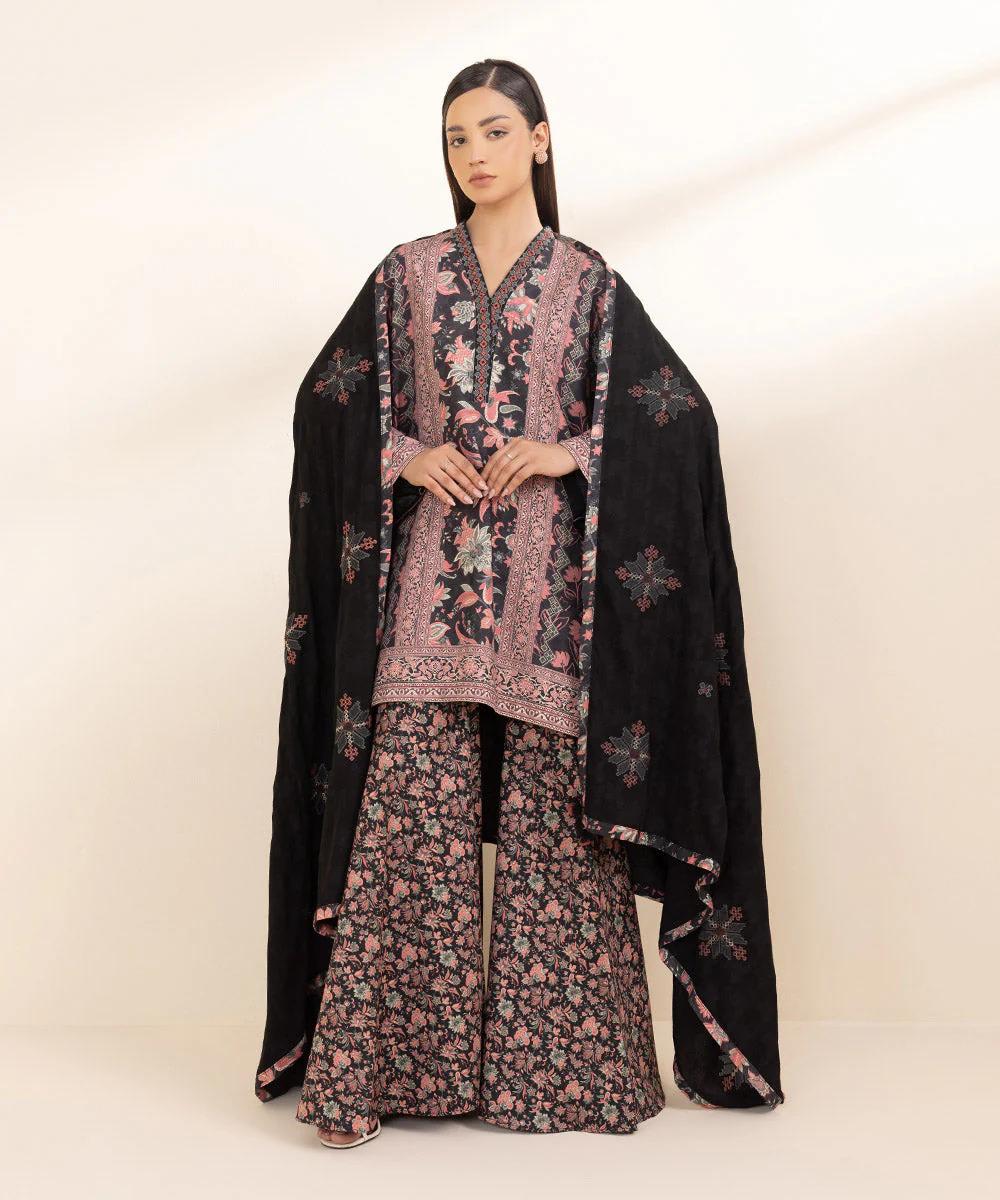 Sapphire Embroided Linen Three Piece Suit SP-LNN-PNK002