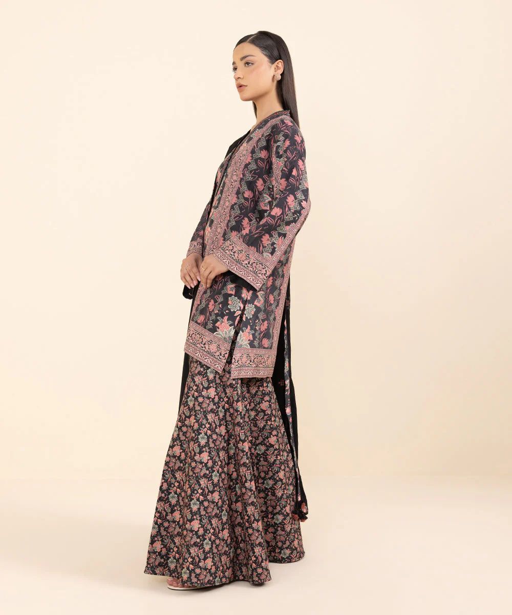 Sapphire Embroided Linen Three Piece Suit SP-LNN-PNK002