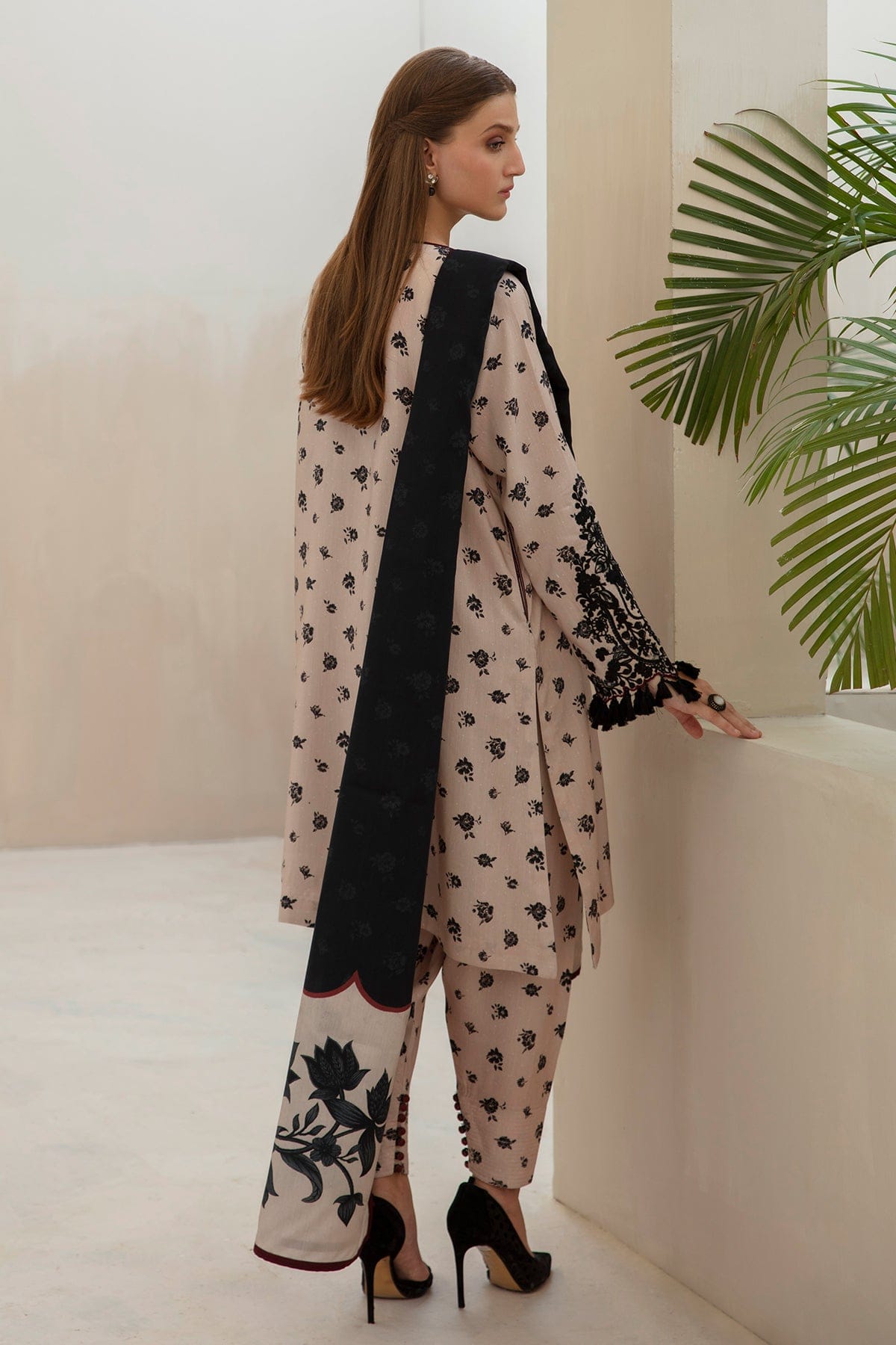 Baroque Viscose Linen Three Piece Suit BR-LNN-WHT01