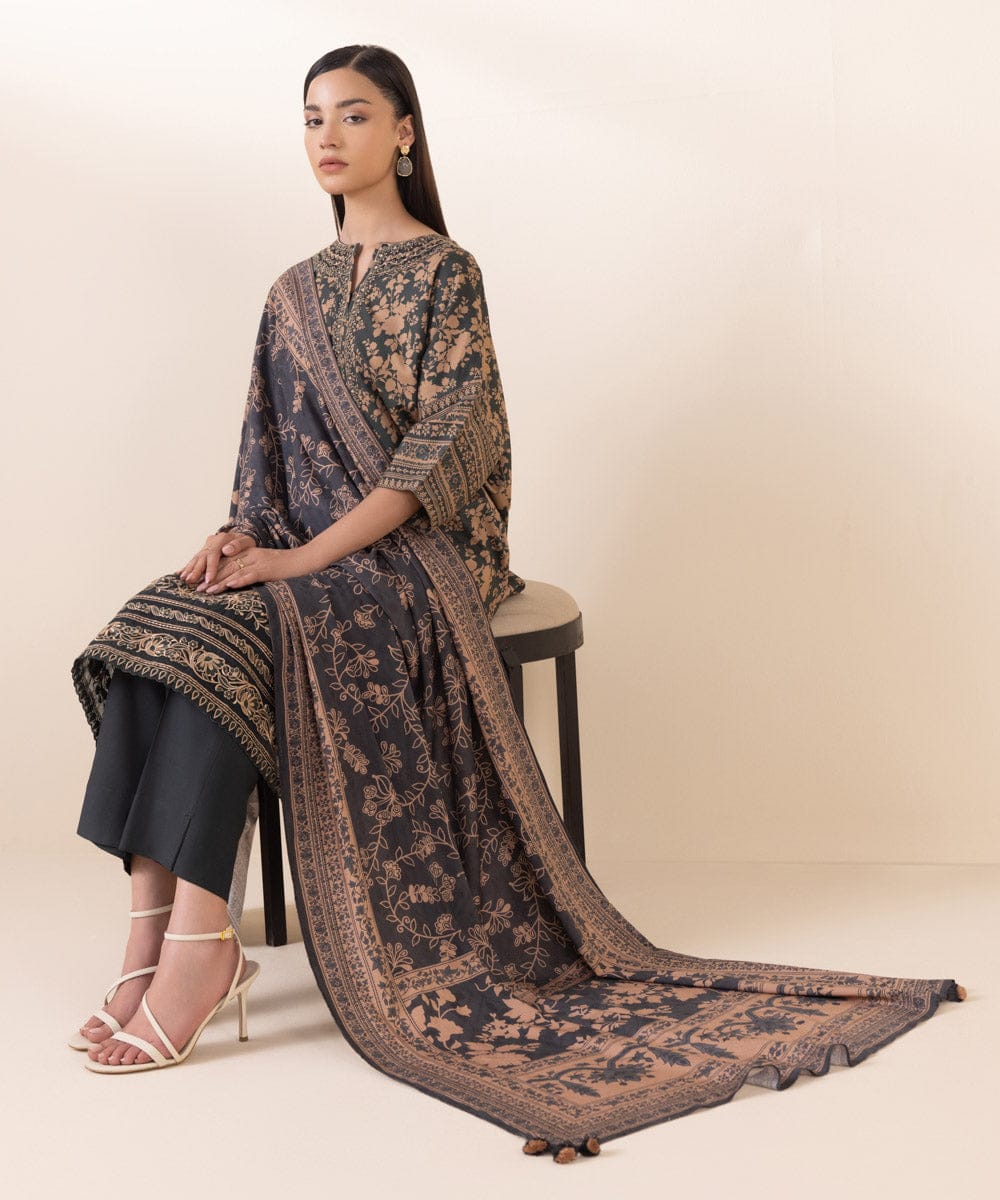 Sapphire Embroided Linen Three Piece Suit SP-LNN-GR03