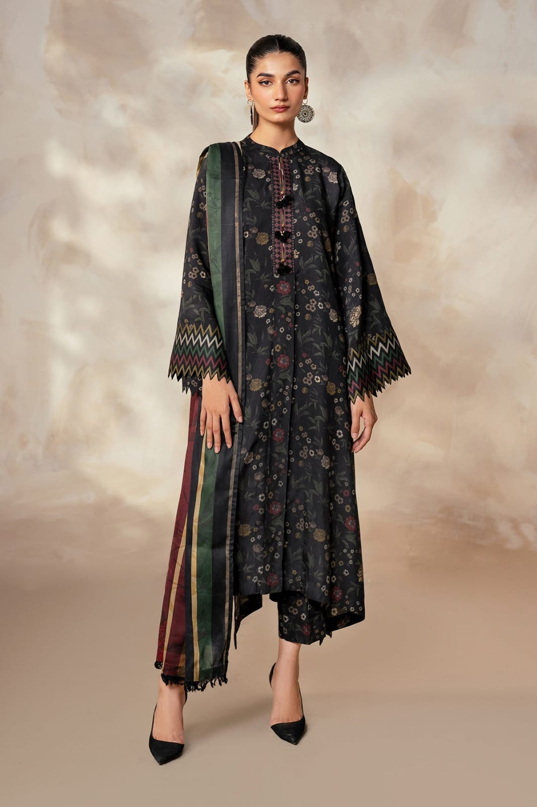 Baroque Linen Three Piece Suit BR-LNN-BLK01