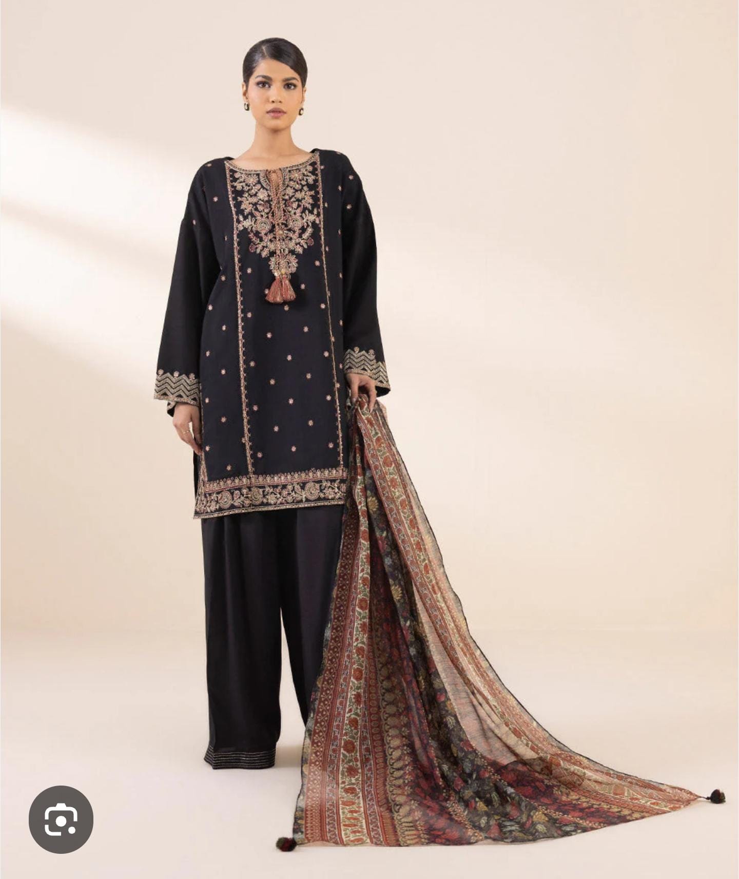 Sapphire Embroided Rawsilk Three Piece Suit With Frashi Shalwar SP-SLK-BLK03