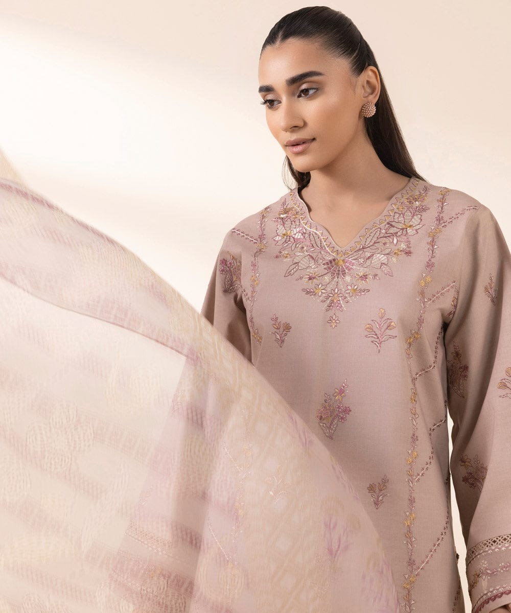Sapphire Embroidered Viscose With Chiffon Dupatta SP-VC-PNK01
