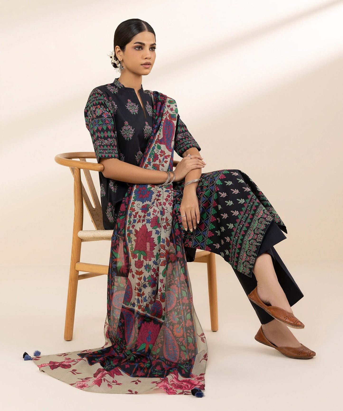 Sapphire Lawn Three Piece Suit SP-LWN-BLK015