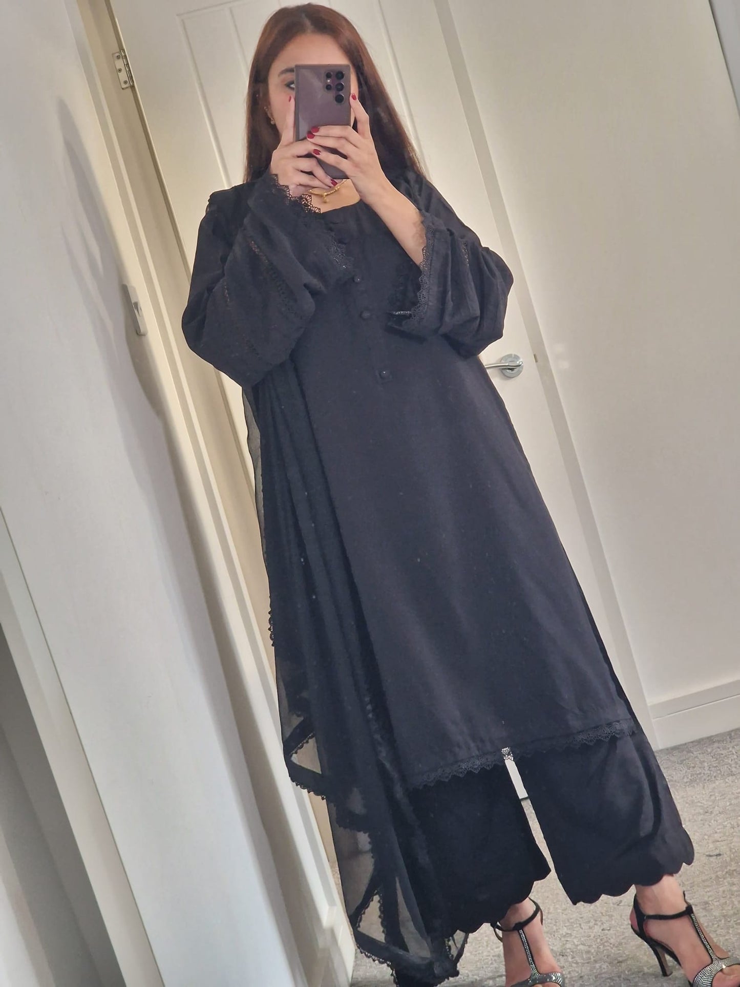 Uznau Linen Three Piece Suit UZ-LNN-BLK025