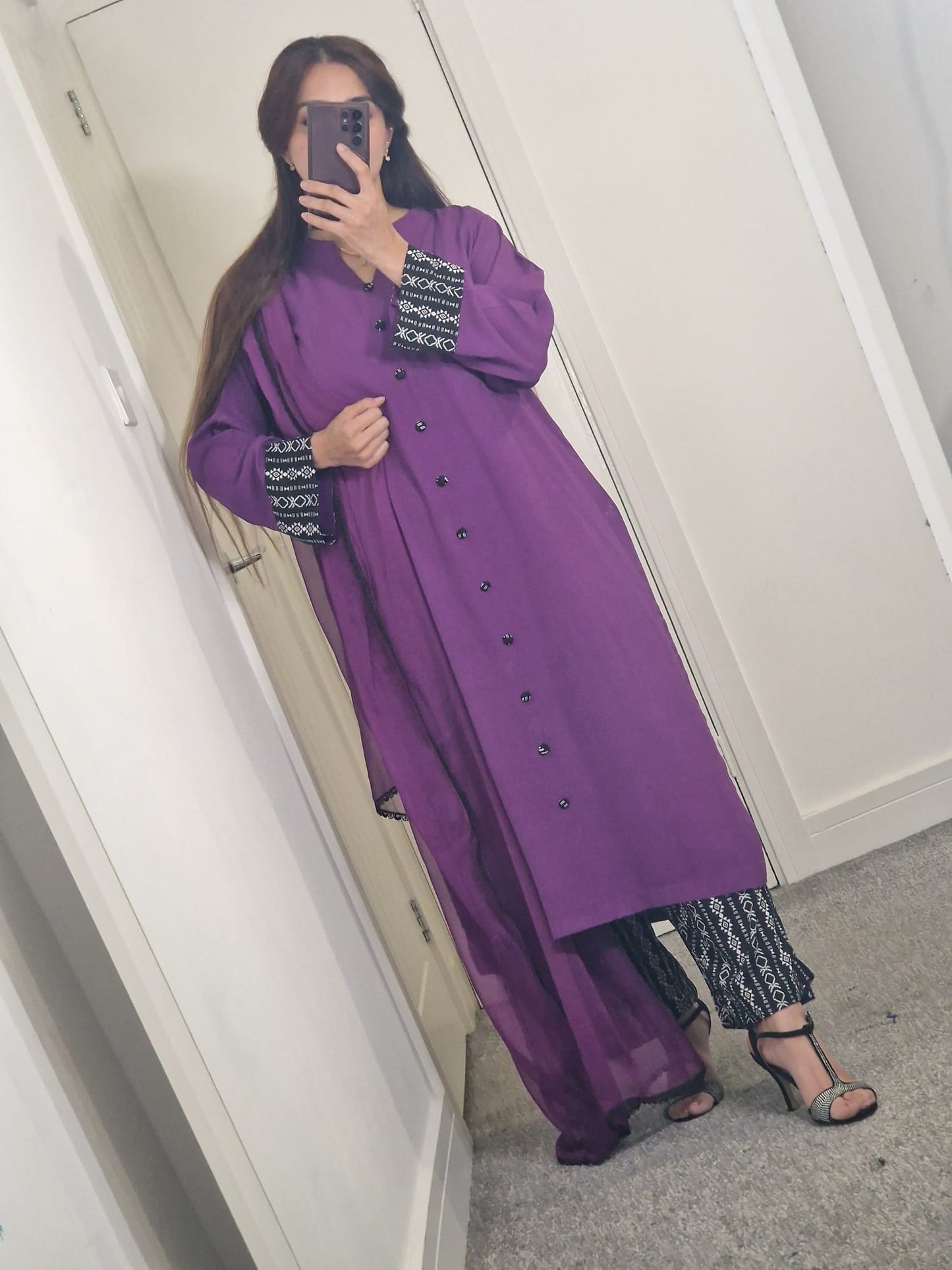 Uznau Linen Three Piece Suit UZ-LNN-PRP013