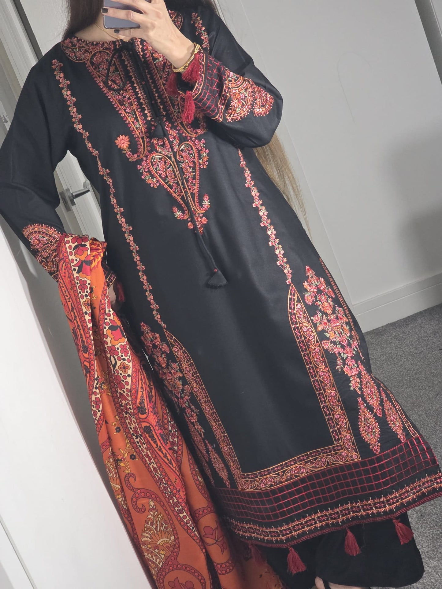 Uznau Embroidered Dhanak Three Piece Suit UZ-DH-BLK013
