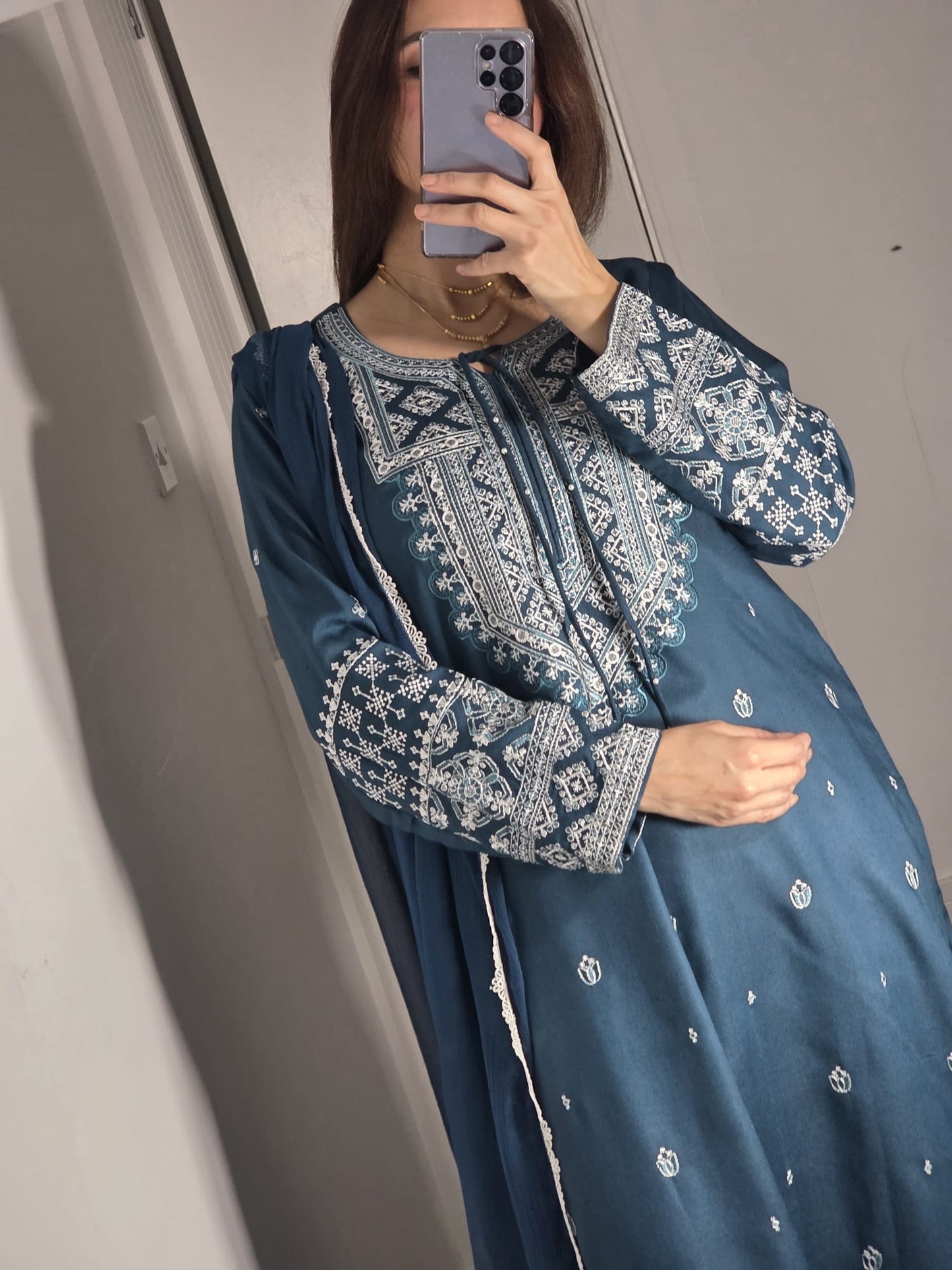 Uznau Embroidered Marina Three Piece Suit UZ-MR-TL01