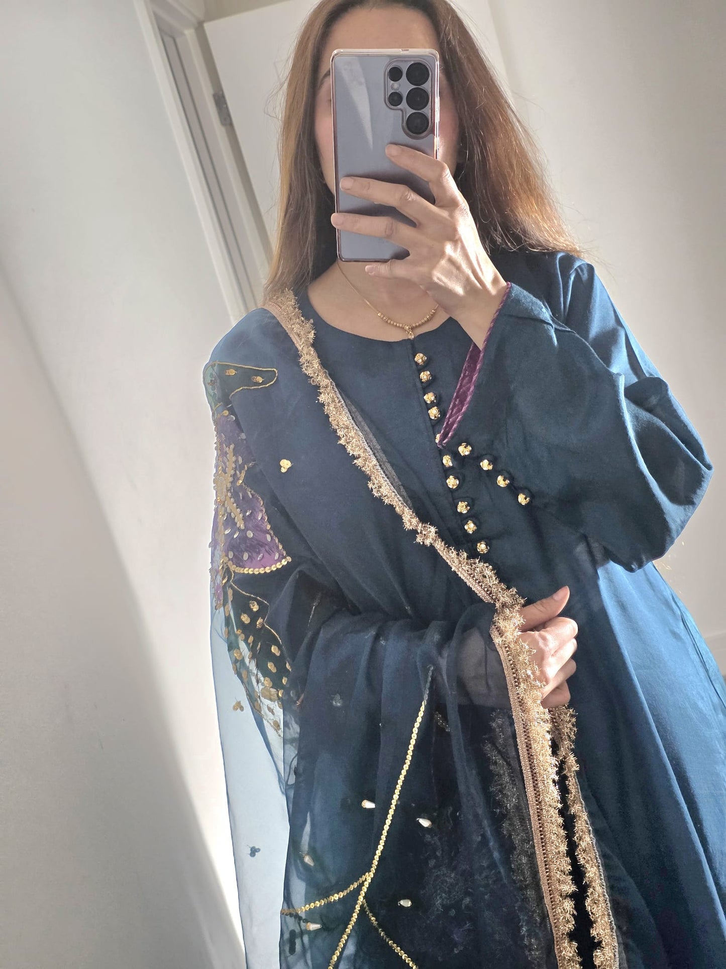 Uznau Silk Three Piece Suit With Hand Painted Organza Dupatta UZ-SLK-GR02
