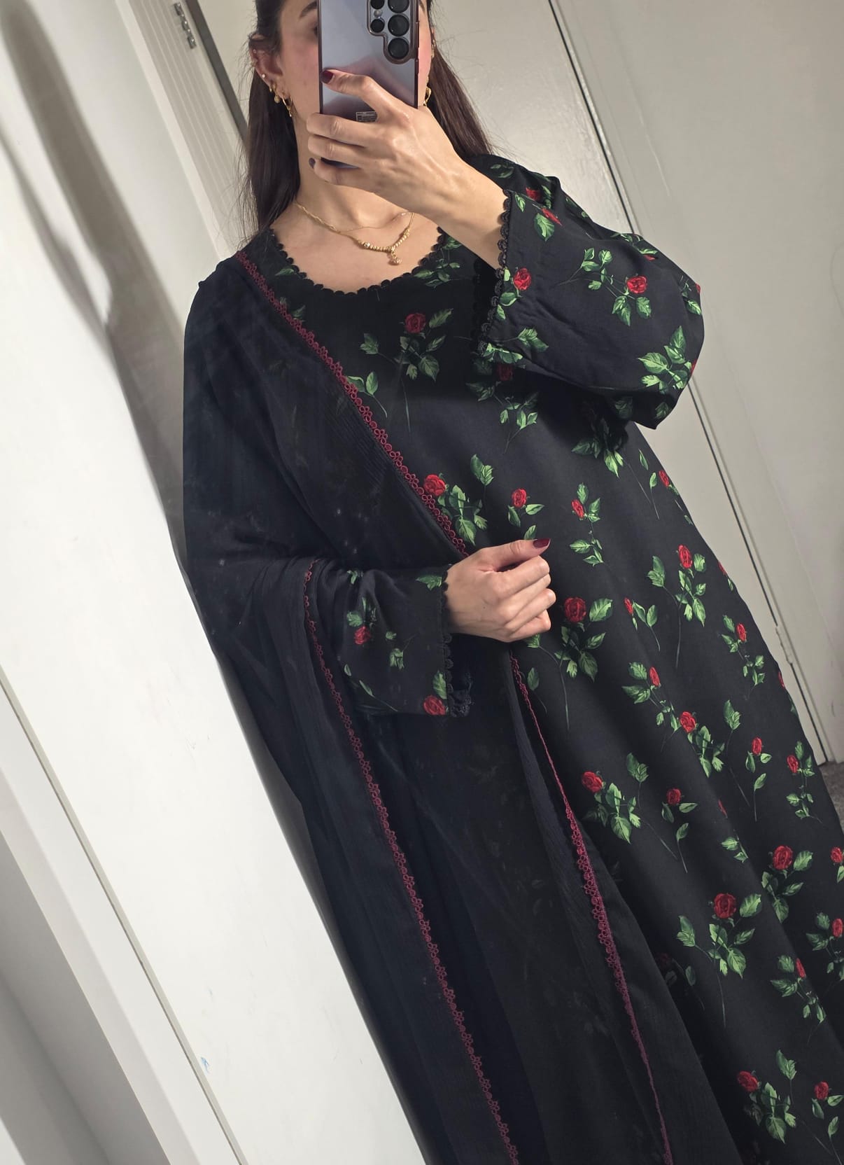 Uznau Summer Linen (Arabic Lawn) Three Piece Suit UZ-LWN-BLK024