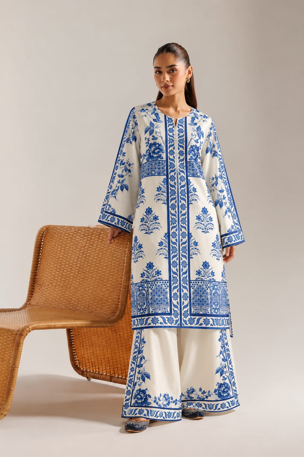 Uznau Two Piece Linen Co ord Set UZ-LNN-WHT018