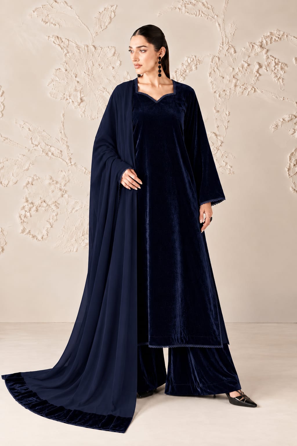 Uznau Navy Three Piece Micro Velvet Suit UZ-VL-BLU02