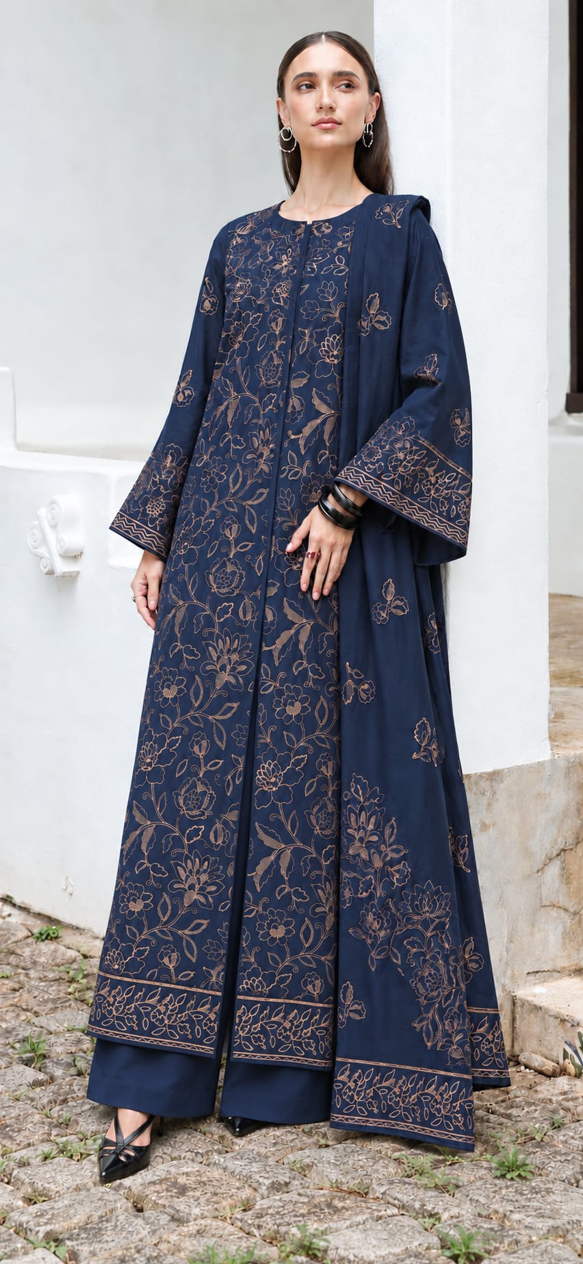 Uznau Embroidered Marina Three Piece Suit UZ-MR-BLU08