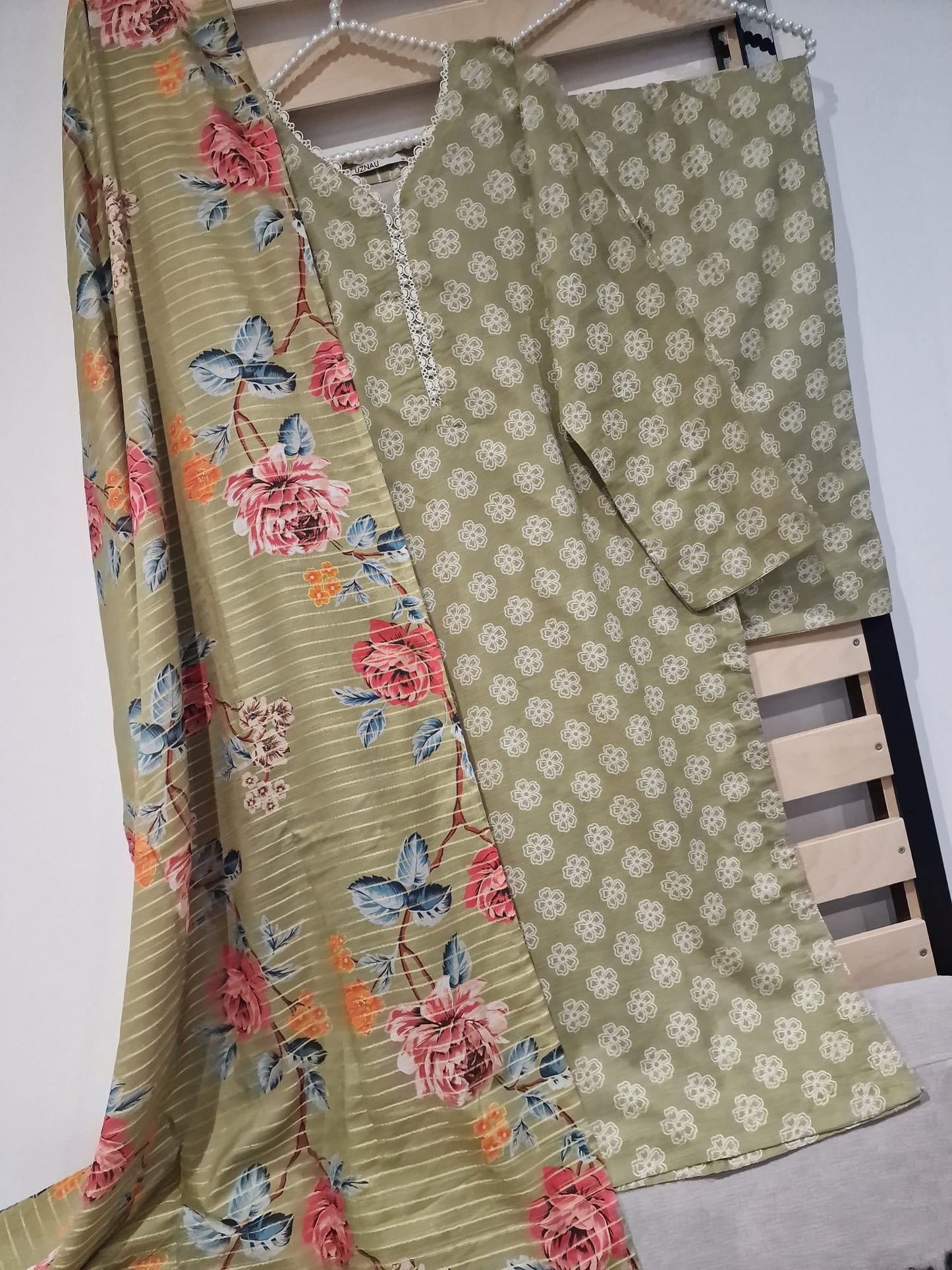 Uznau Summer Lawn Three Piece Suit UZ-LWN-PST01