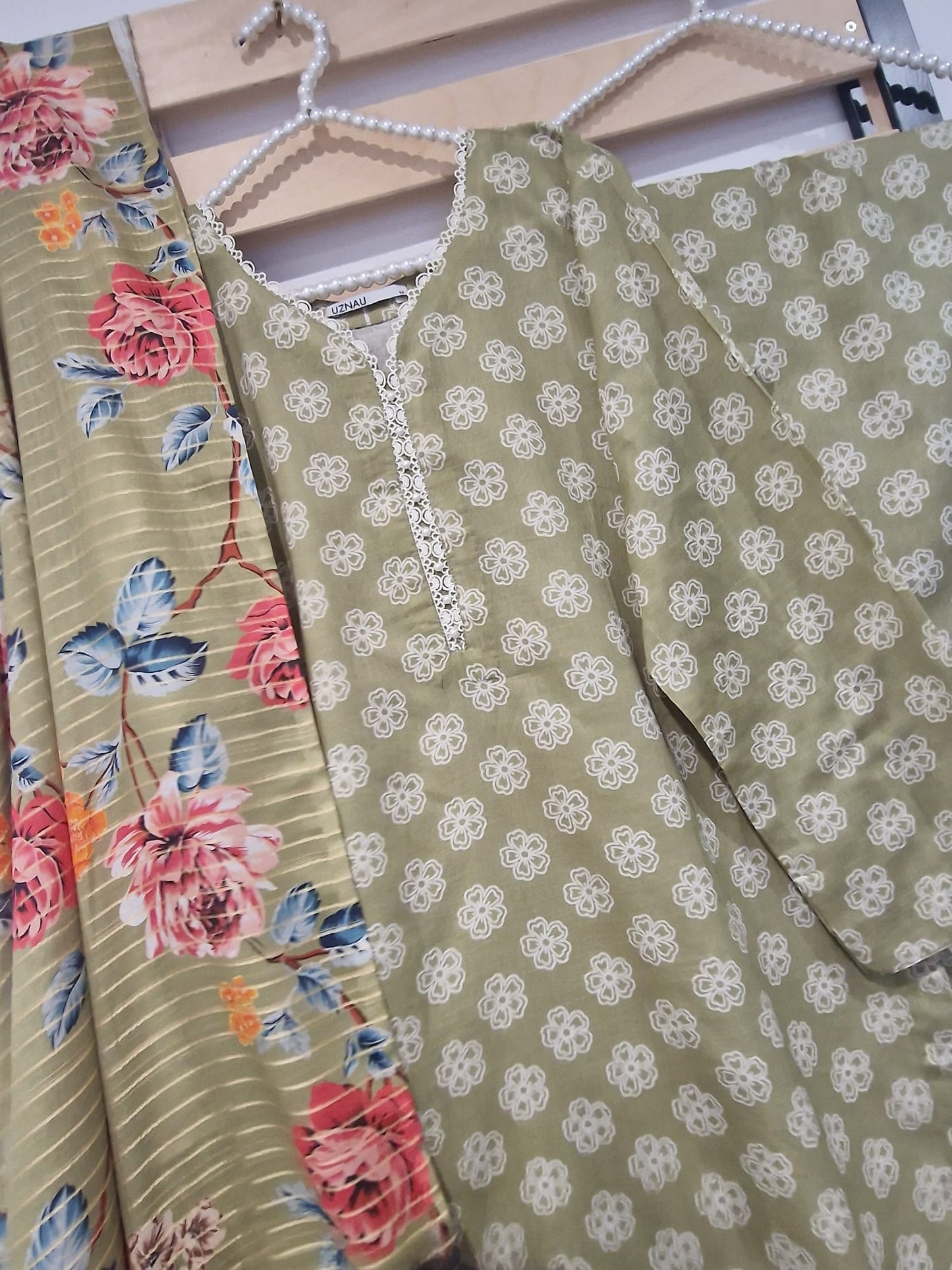 Uznau Summer Lawn Three Piece Suit UZ-LWN-PST01