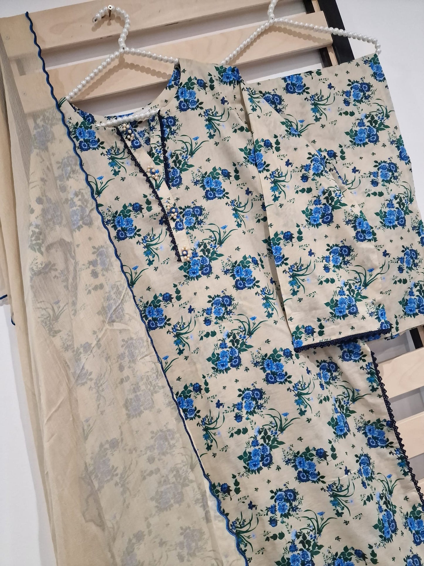 Uznau Summer Lawn Three Piece Suit UZ-LWN-BLU04