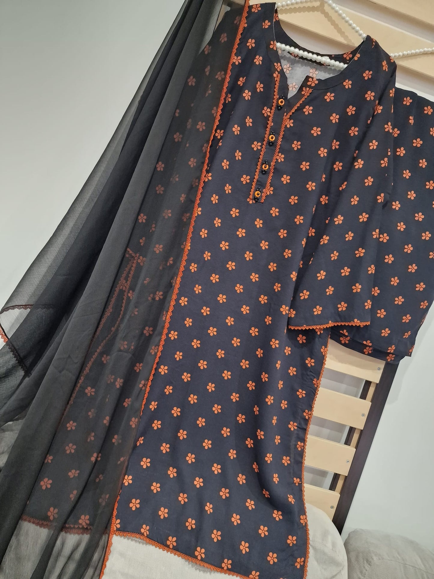 Uznau Linen Three Piece Suit UZ-LNN-BLK04