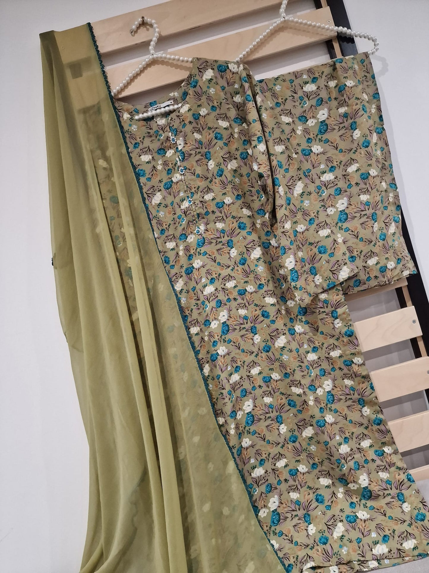 Uznau Linen Three Piece Suit UZ-LNN-GR01