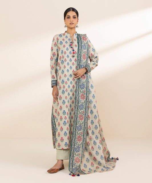 Sapphire Printed Lawn Three Piece Suit SP-LWN-WHT09