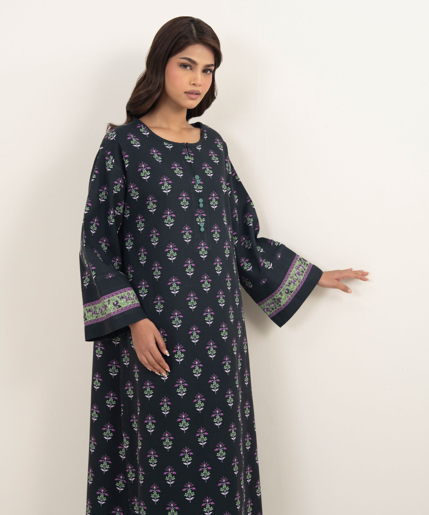 Sapphire Arabic Khaddar Three Piece Suit SP-KHD-BLK013