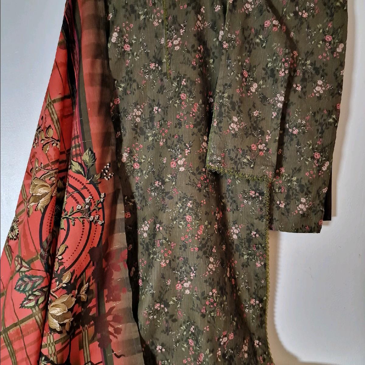 Uznau marina wool pakistani winter trouser dupatta kameez Floral