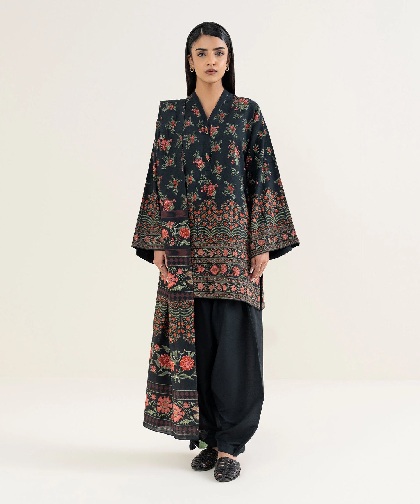 Sapphire Khaddar Three Piece Suit SP-KHD-BLK012