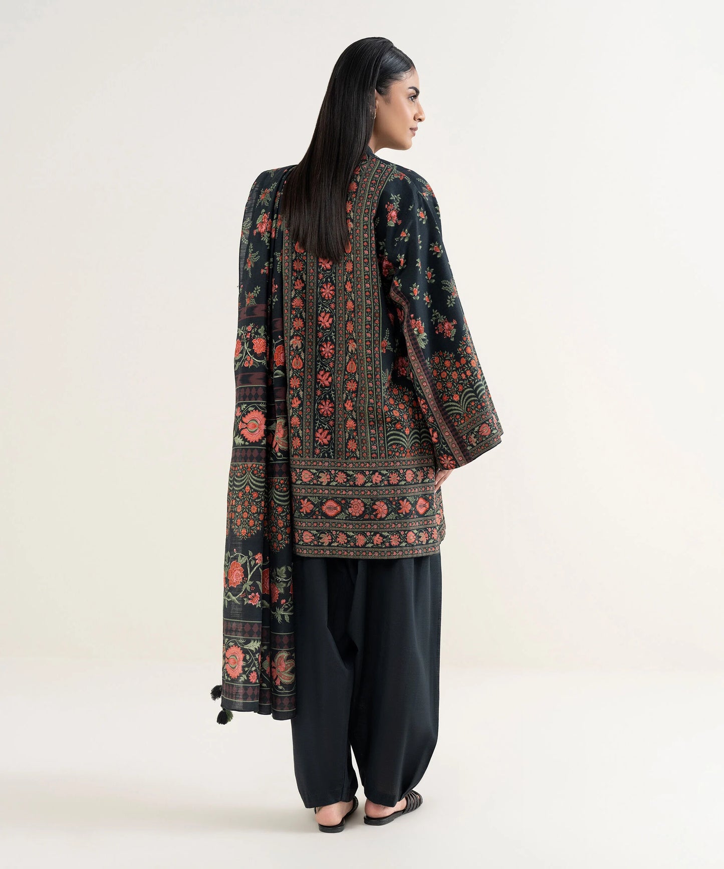 Sapphire Khaddar Three Piece Suit SP-KHD-BLK012