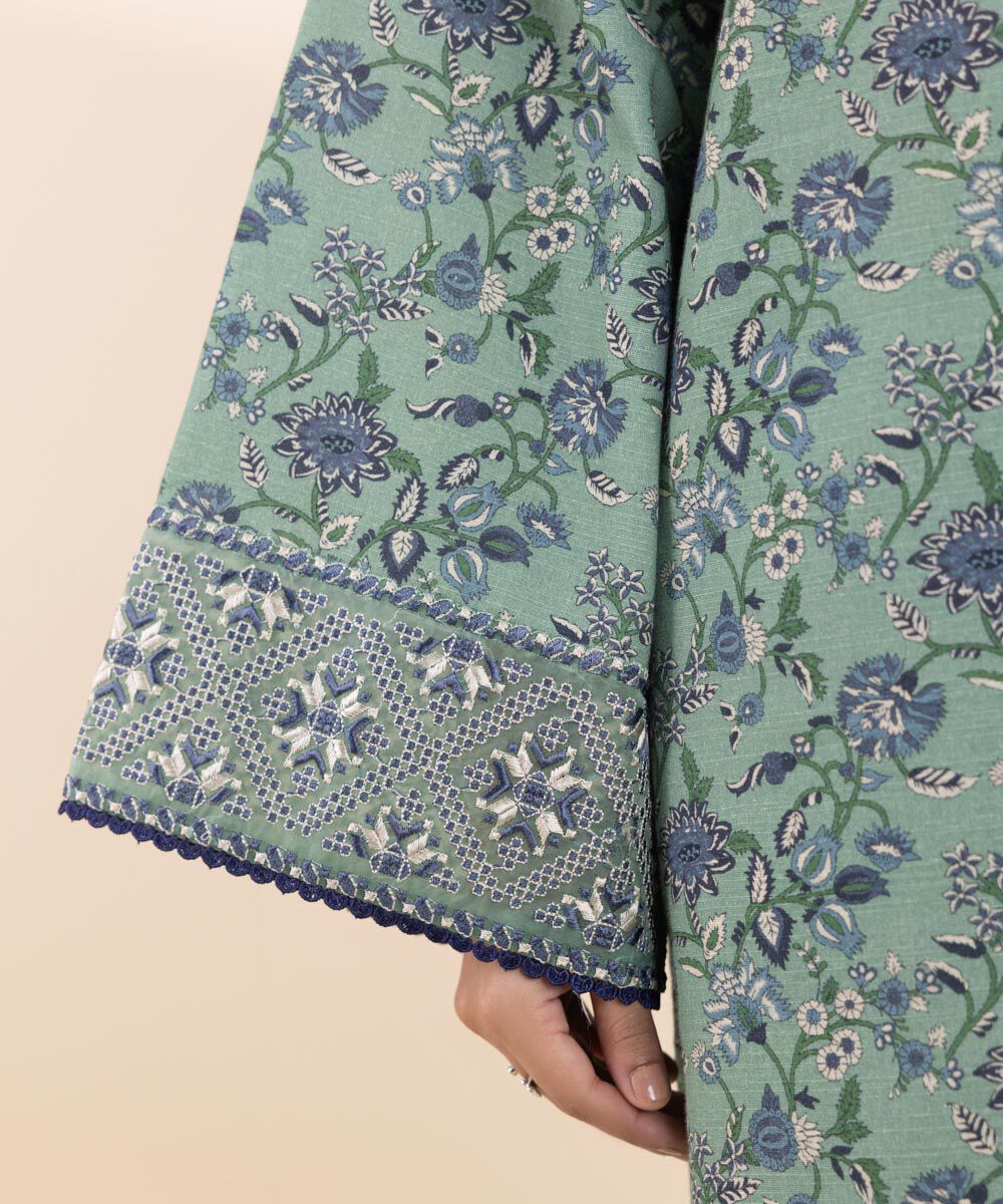 Sapphire Khaddar Three Piece Suit With Wool Shawl SP-KHD-GR05