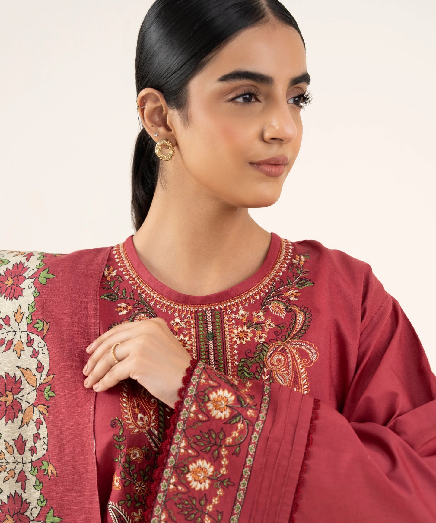 Sapphire Embroidered Cotton Three Piece Suit With Farshi Shalwar SP-CT-RD04