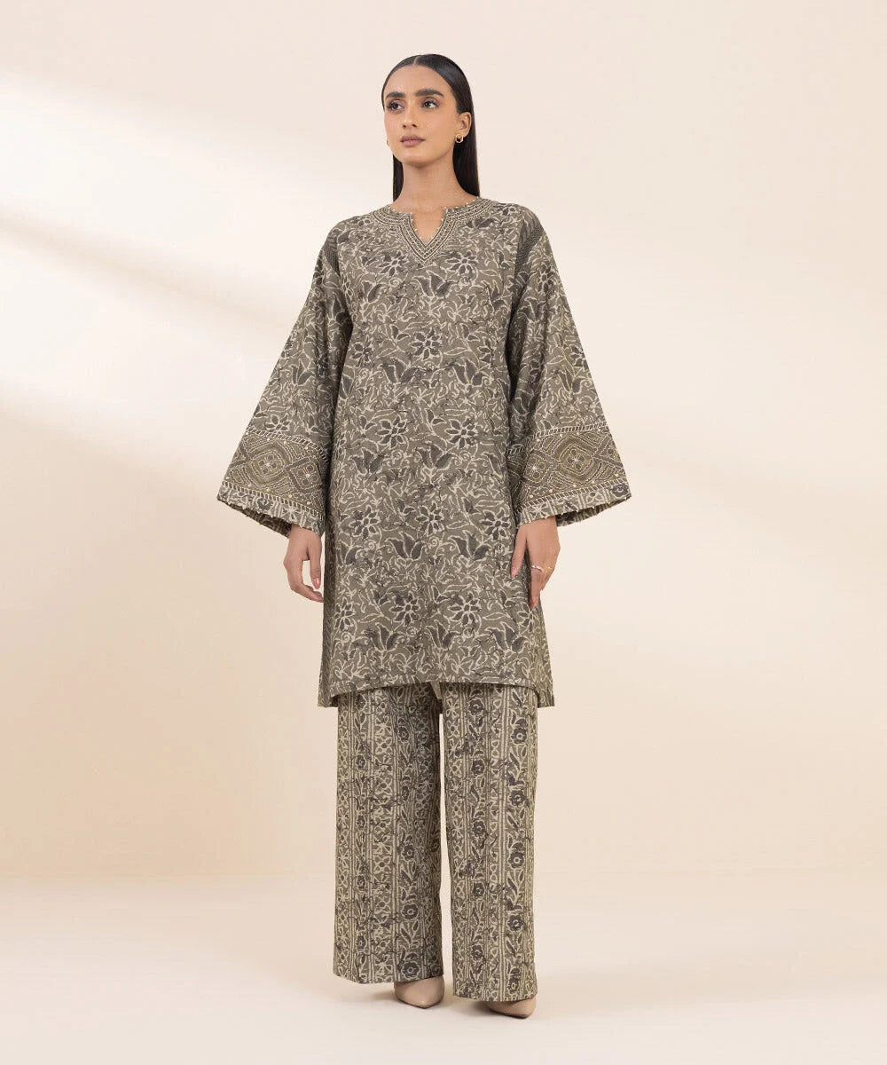 Sapphire Embroidered Khaddar Three Piece Suit SP-KHD-GRY09