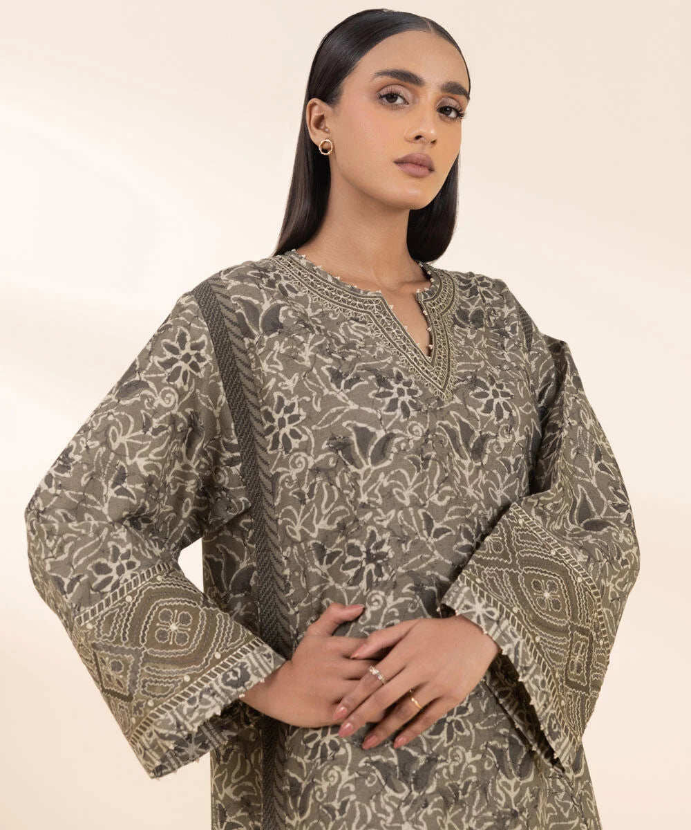Sapphire Embroidered Khaddar Three Piece Suit SP-KHD-GRY09