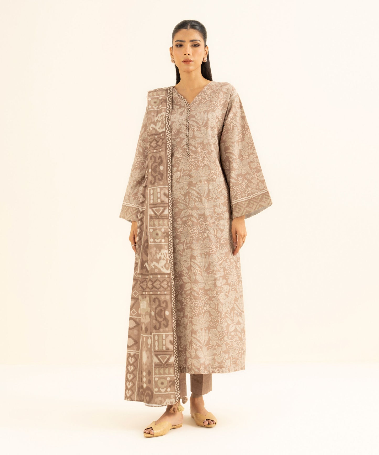 Sapphire Khaddar Three Piece Suit SP-KHD-BG01