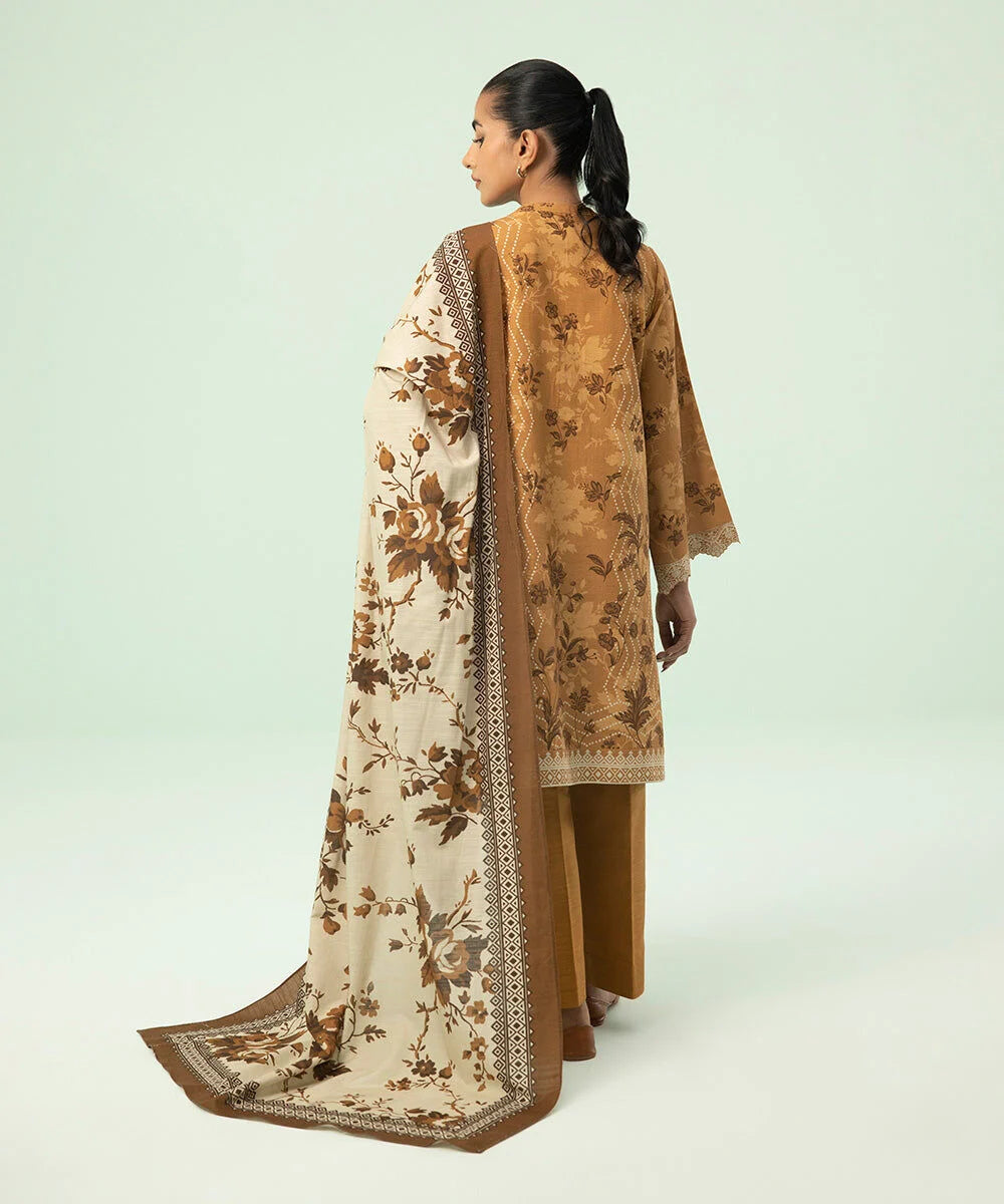 Sapphire Printed Lawn Three Piece Suit SP-LWN-MST02