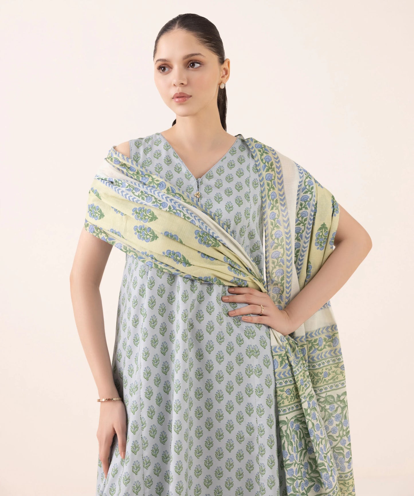 Sapphire Arabic Lawn (Summer Linen) Three Piece Suit SP-LWN-FR05