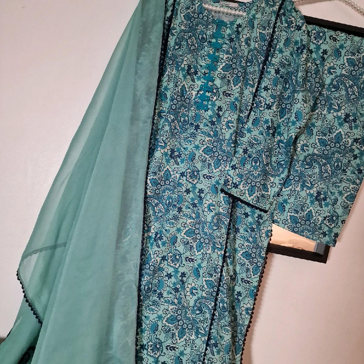 Uznau Lawn Summer Suit Kameez Trouser Dupatta