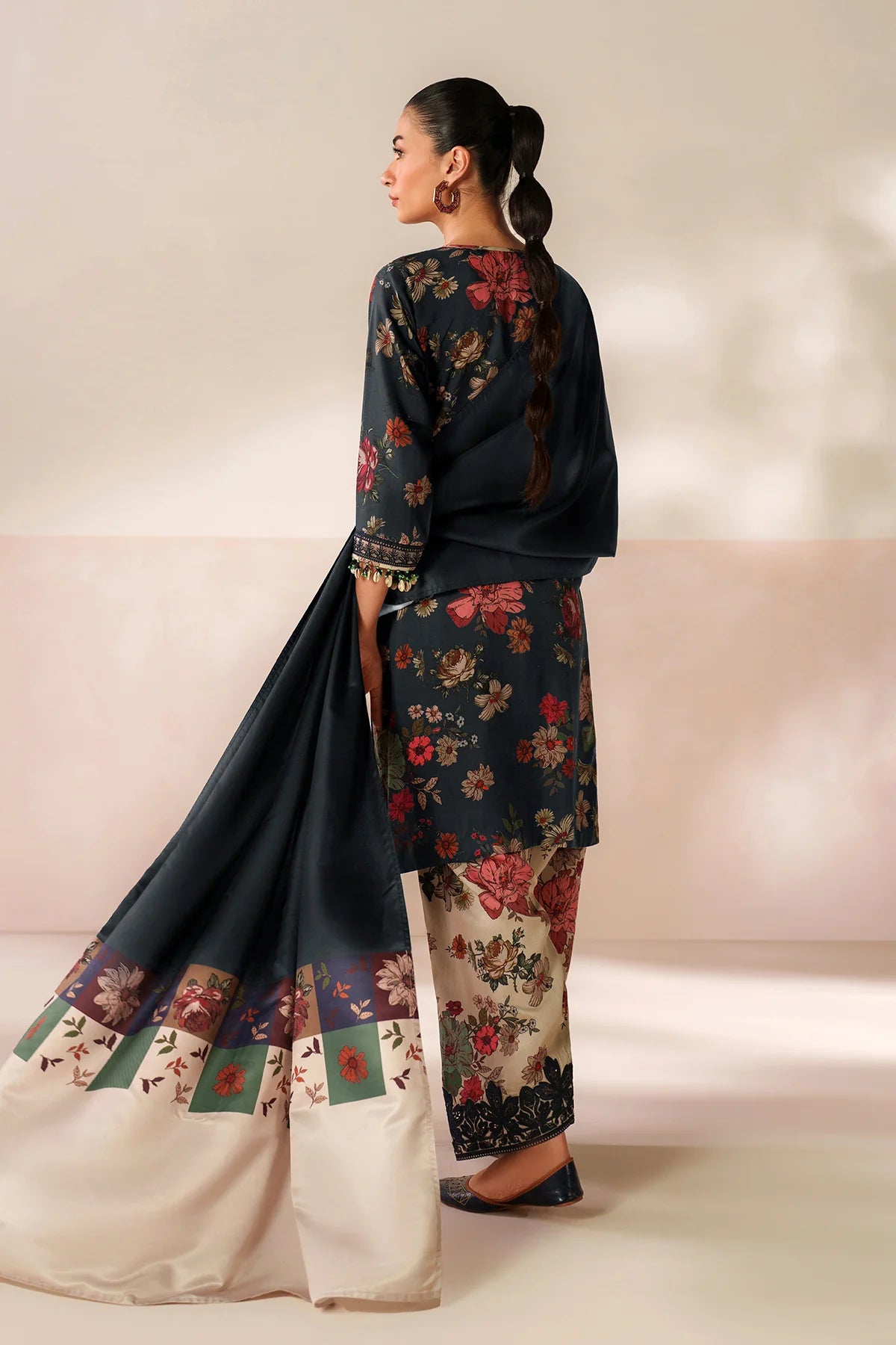 Baroque Viscose Linen Three Piece Suit BR-VC-BLK01