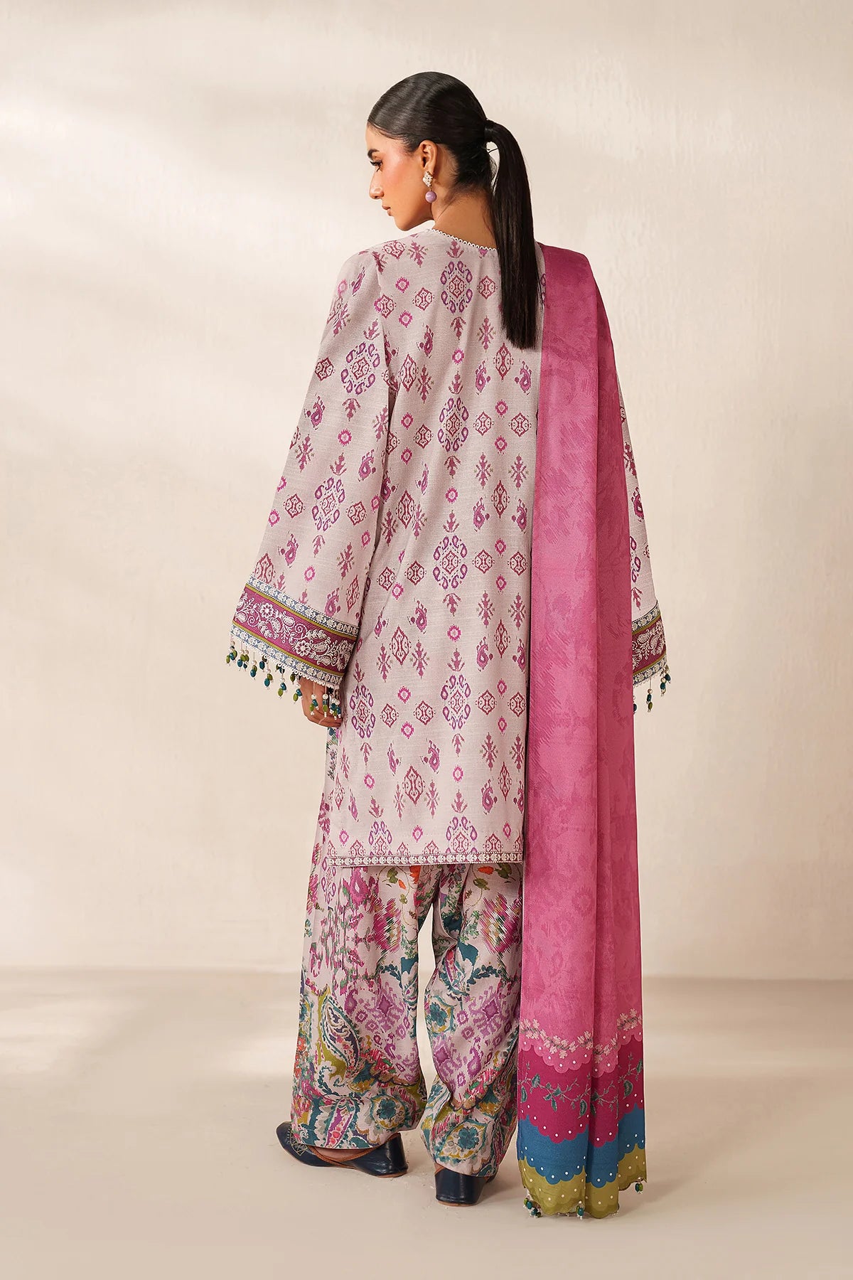 Baroque Embroidered Viscose Linen Three Piece Suit BR-VC-PNK04