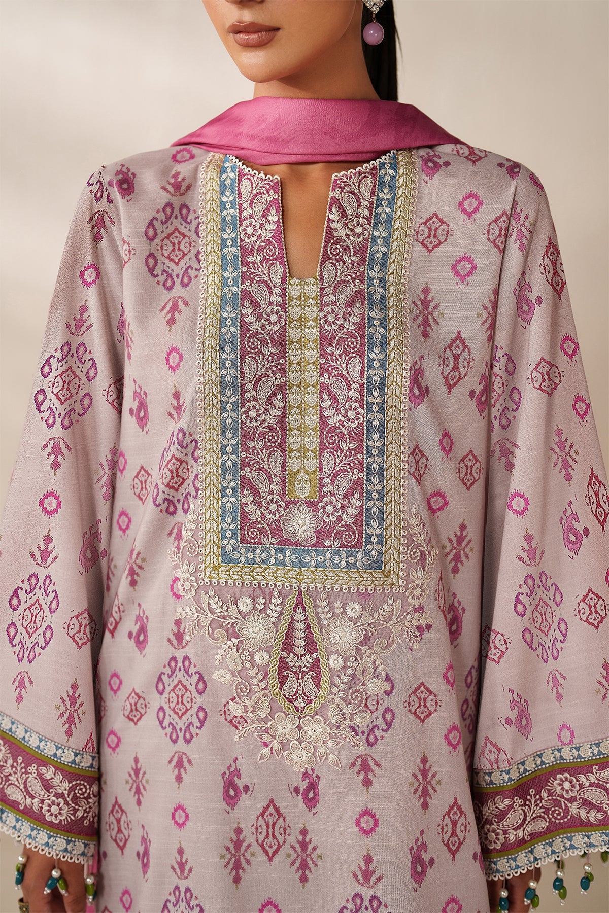 Baroque Embroidered Viscose Linen Three Piece Suit BR-VC-PNK04