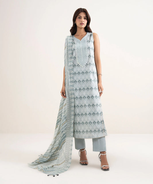 Sapphire Embroidered Lawn Three Piece Suit SP-LWN-GRY011