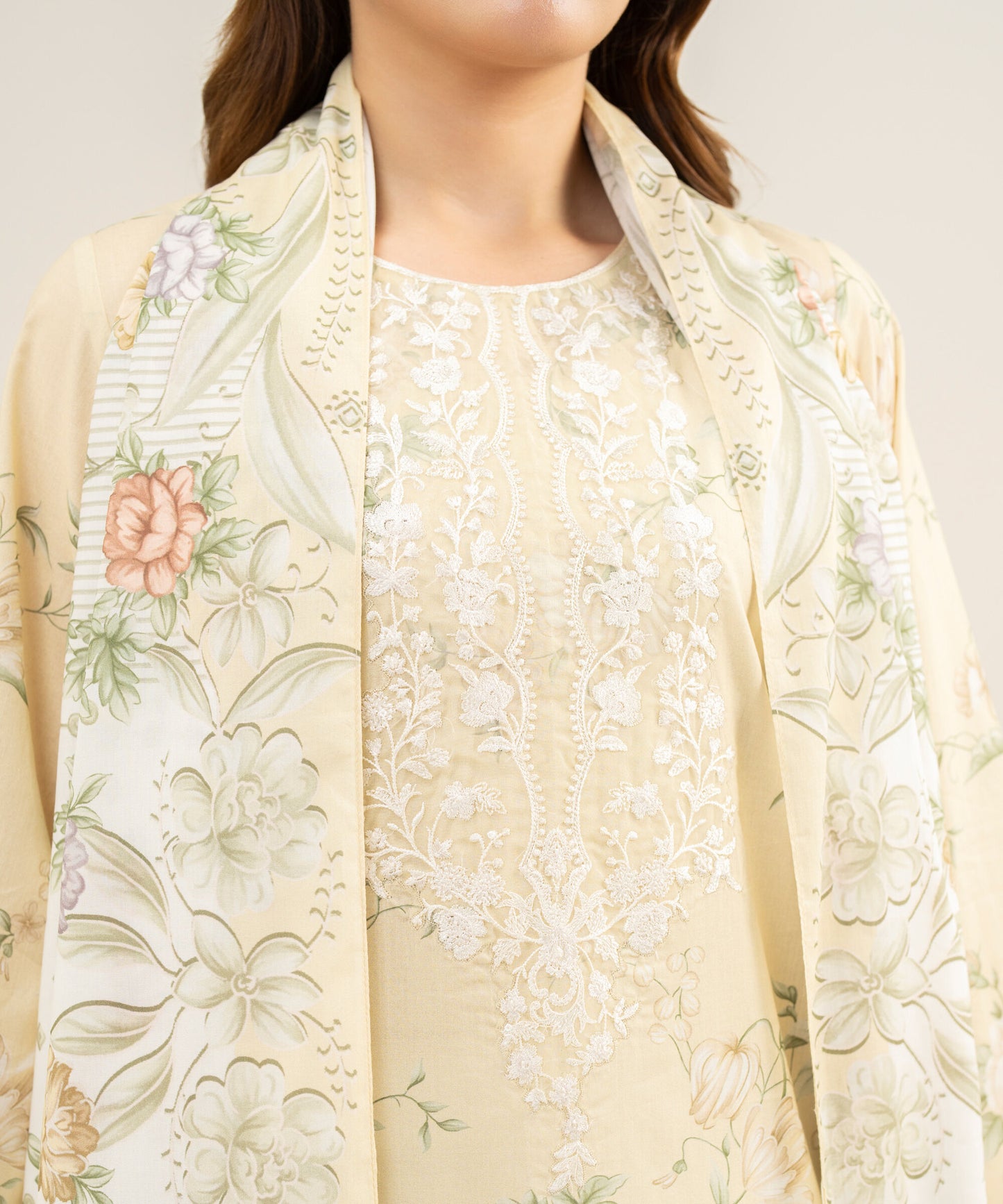 Sapphire Embroidered Lawn Three Piece Suit SP-LWN-YL010