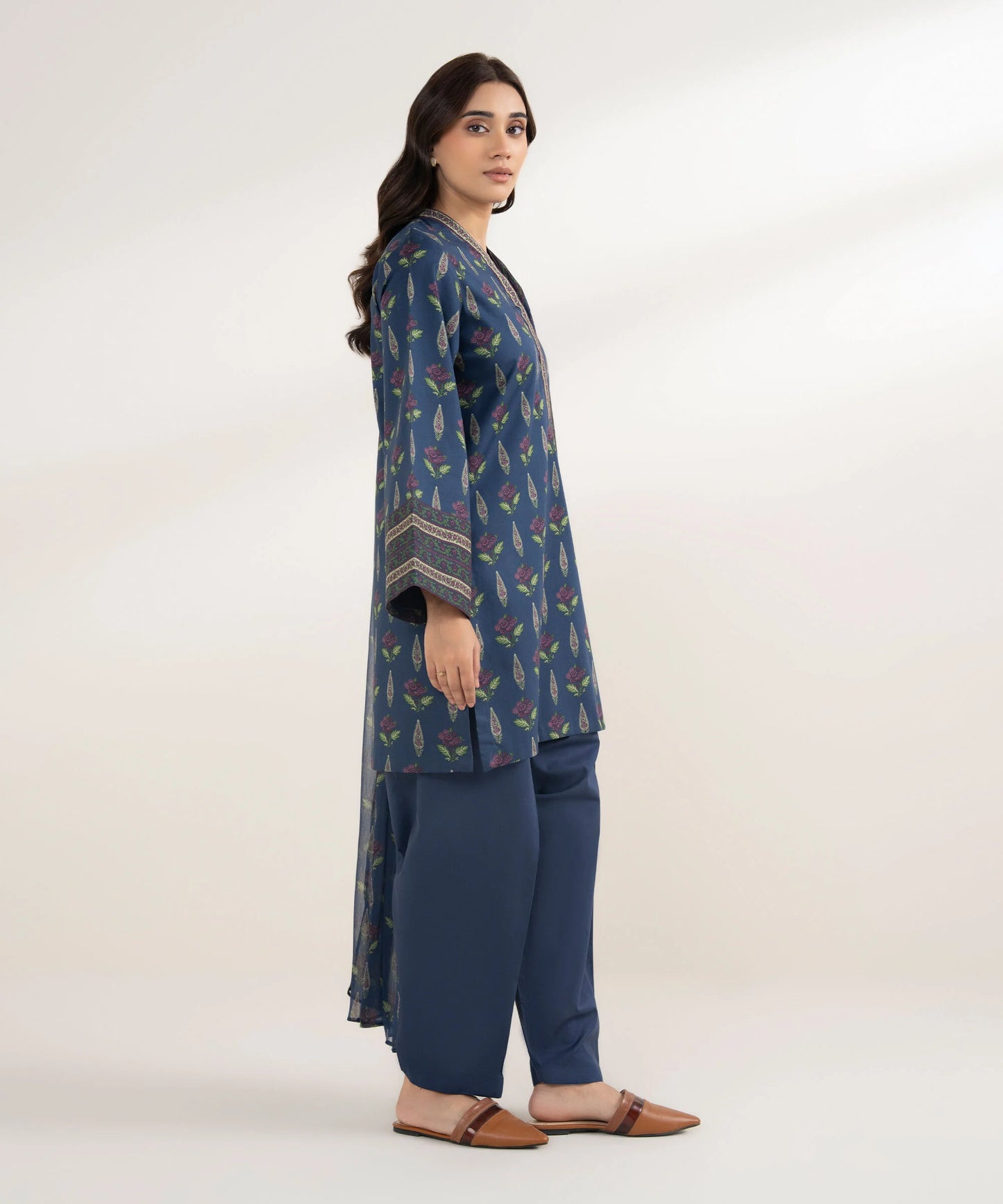 Sapphire Printed Lawn Three Piece Suit SP-LWN-BLU015