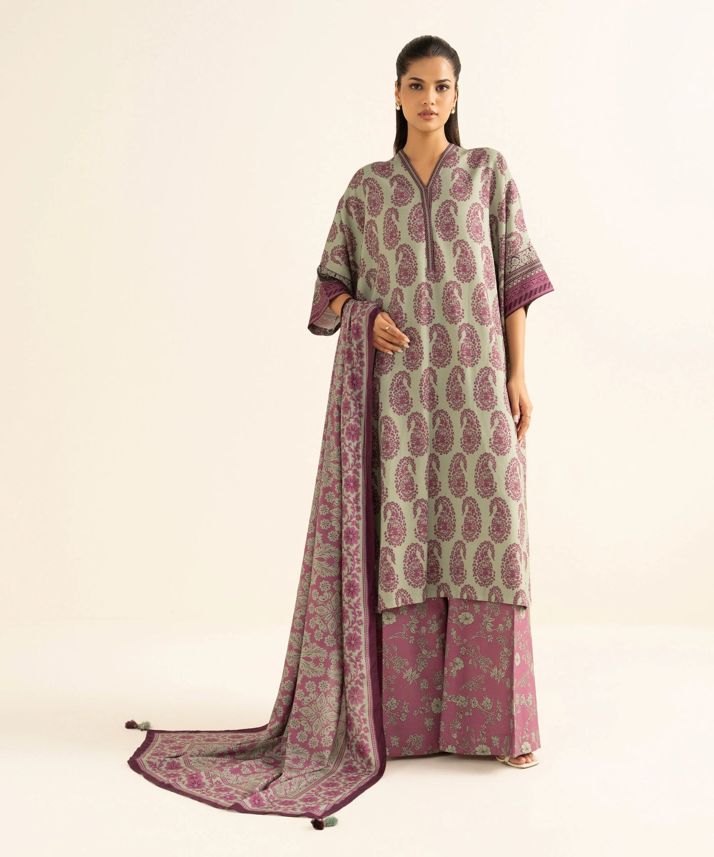 Sapphire Khaddar Three Piece Suit SP-KHD-PNK03