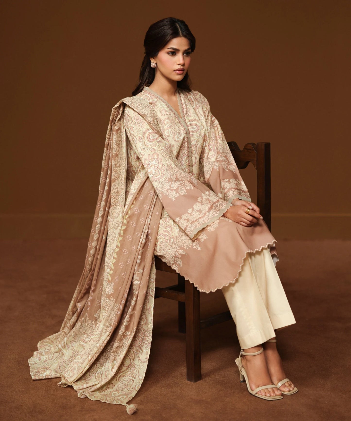 Sapphire Printed Lawn Suit With Matchin Dupatta SP-LWN-BR09