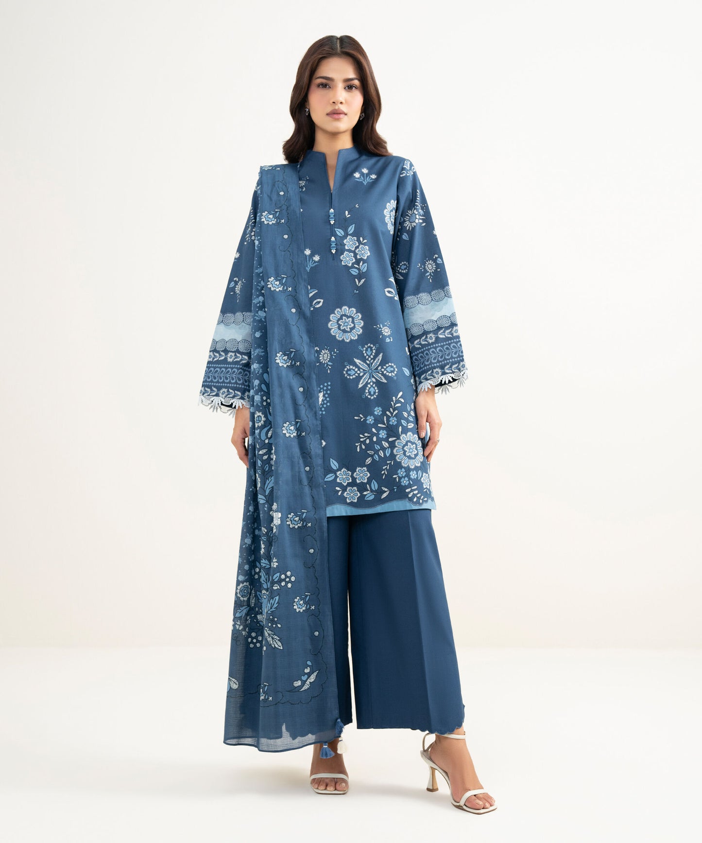 Sapphire Printeded Lawn Three Piece Suit SP-LWN-BLU021