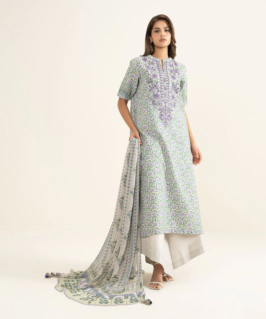 Sapphire Embroidered Lawn Three Piece Suit SP-LWN-PRP014