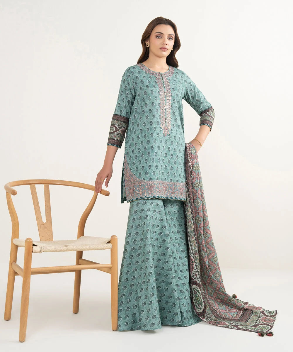 Sapphire Embroidered Lawn Three Piece Suit SP-LWN-BLU023