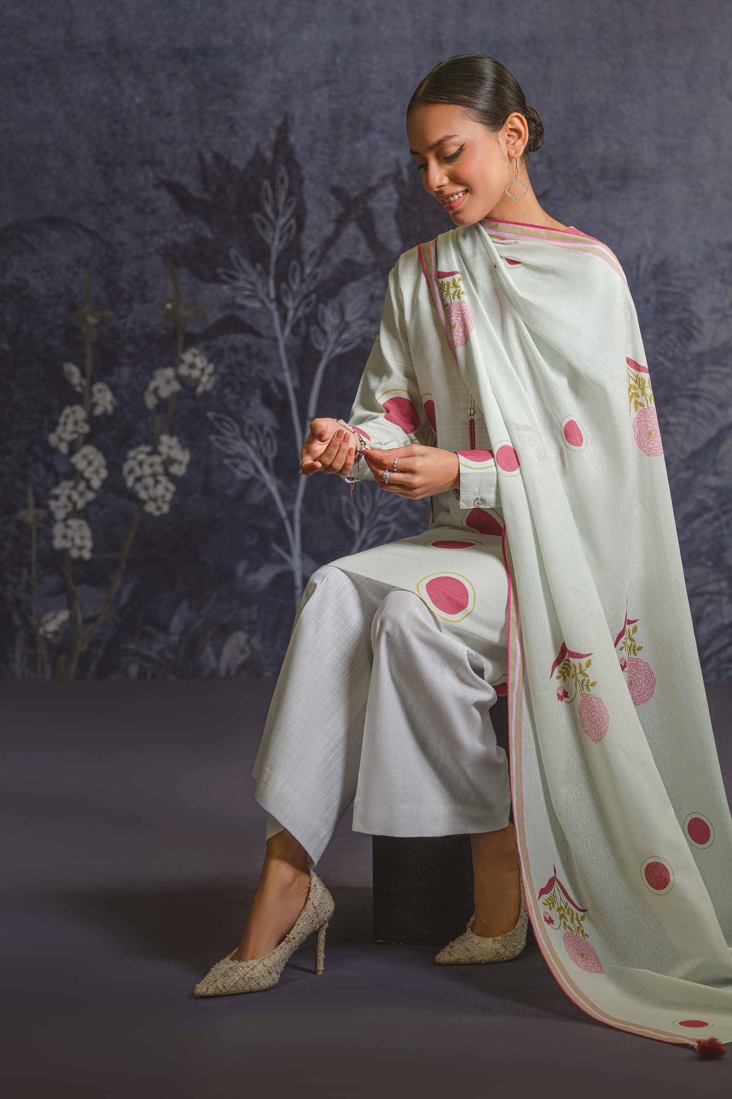 Nishaat Khaddar Suit With Karandi Dupatta NS-KHD-WHT01