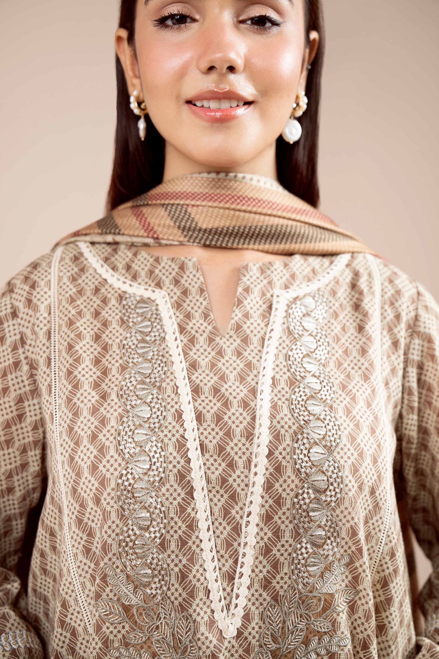 Nishaat Embroided Khaddar Three Piece Suit With Shawl NS-KHD-BR01